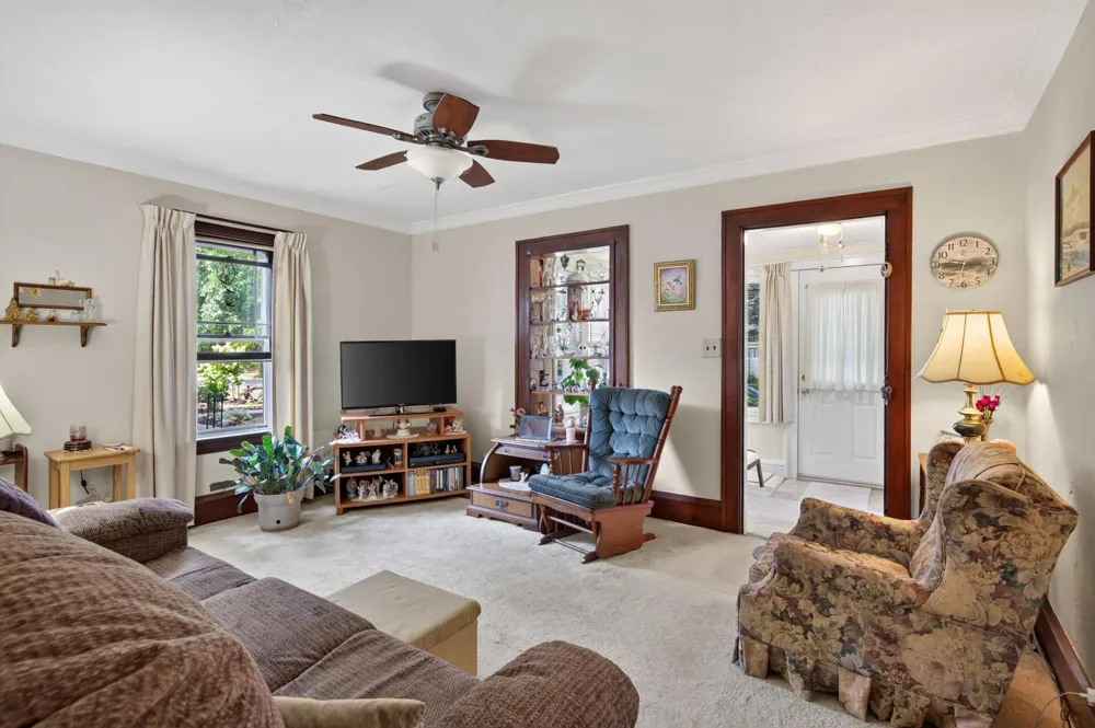 5131 37th Avenue S Minneapolis, MN 55417