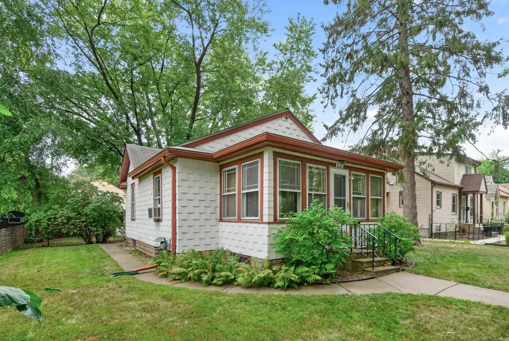 5131 37th Avenue S Minneapolis, MN 55417