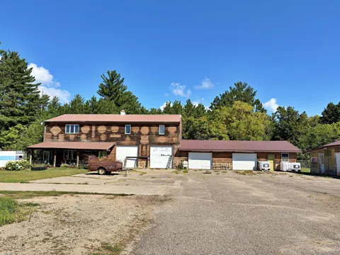 409 1st Street W