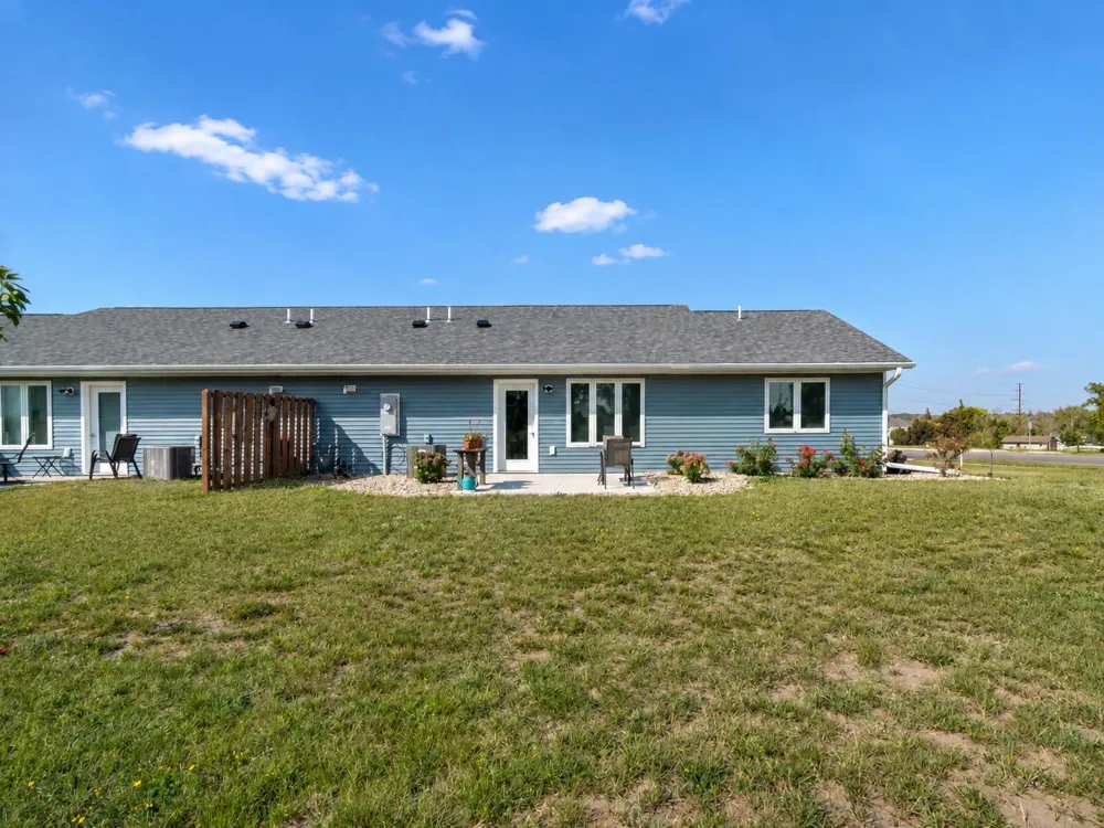 2215 Lake Avenue New Ulm, MN 56073