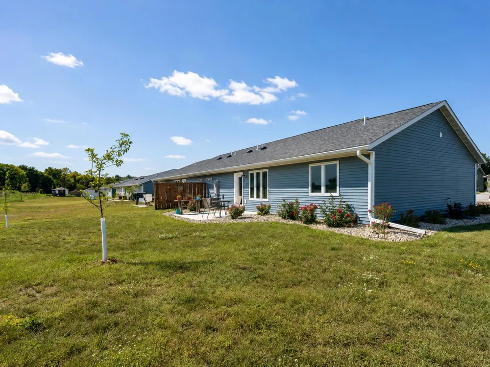 2215 Lake Avenue New Ulm, MN 56073