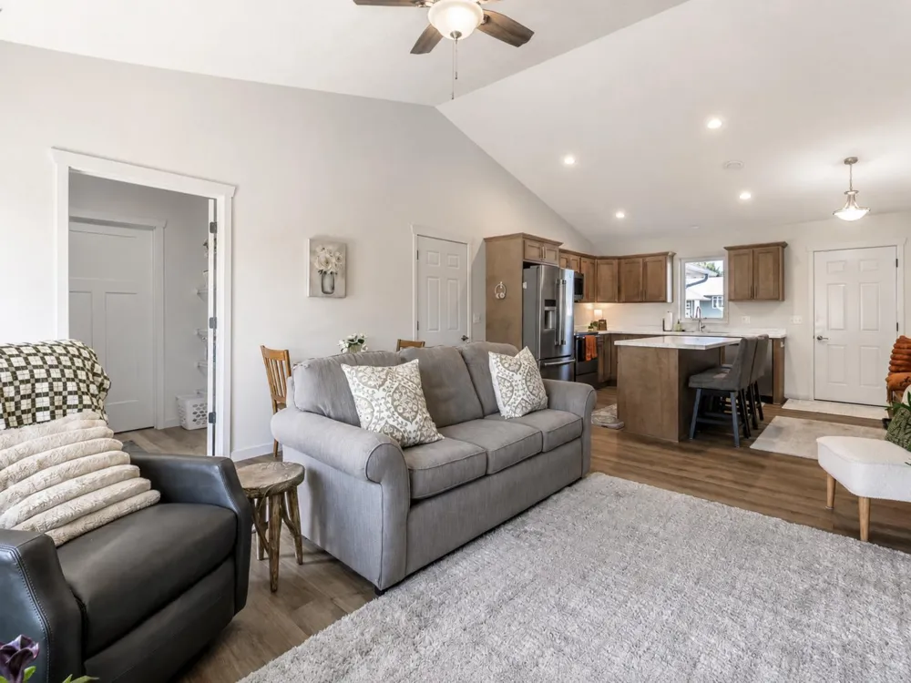 2215 Lake Avenue New Ulm, MN 56073