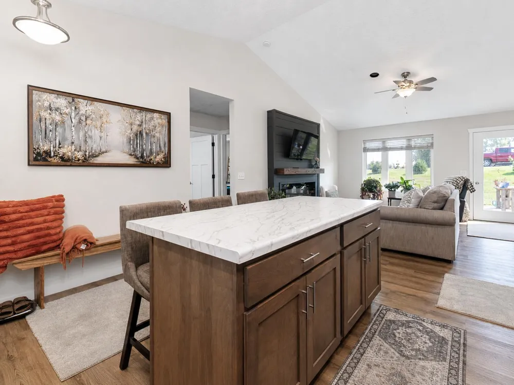 2215 Lake Avenue New Ulm, MN 56073