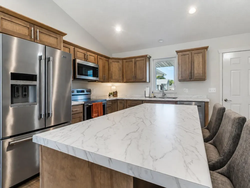 2215 Lake Avenue New Ulm, MN 56073