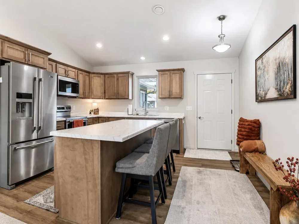 2215 Lake Avenue New Ulm, MN 56073