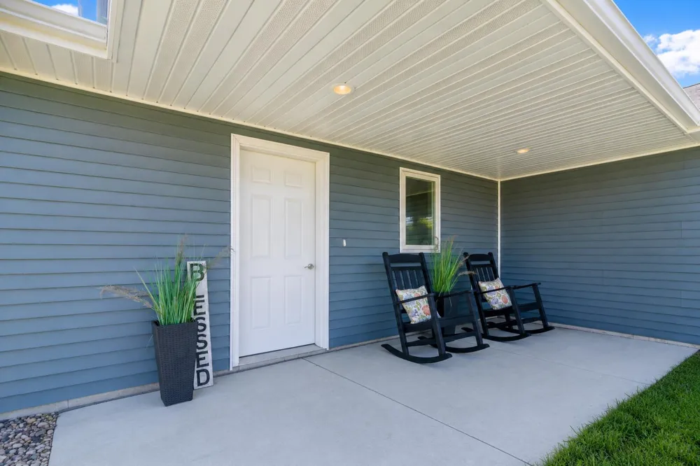 2215 Lake Avenue New Ulm, MN 56073