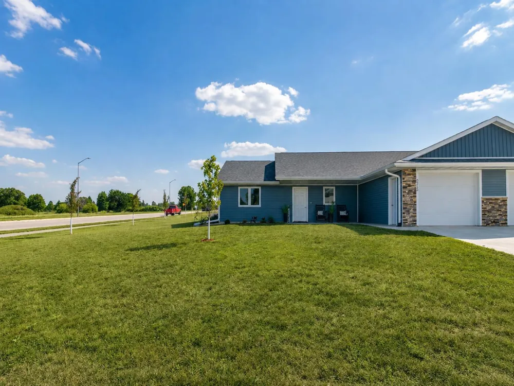 2215 Lake Avenue New Ulm, MN 56073