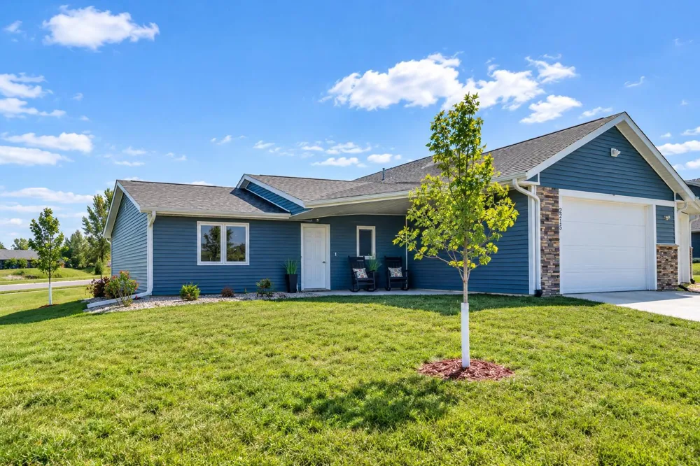 2215 Lake Avenue New Ulm, MN 56073