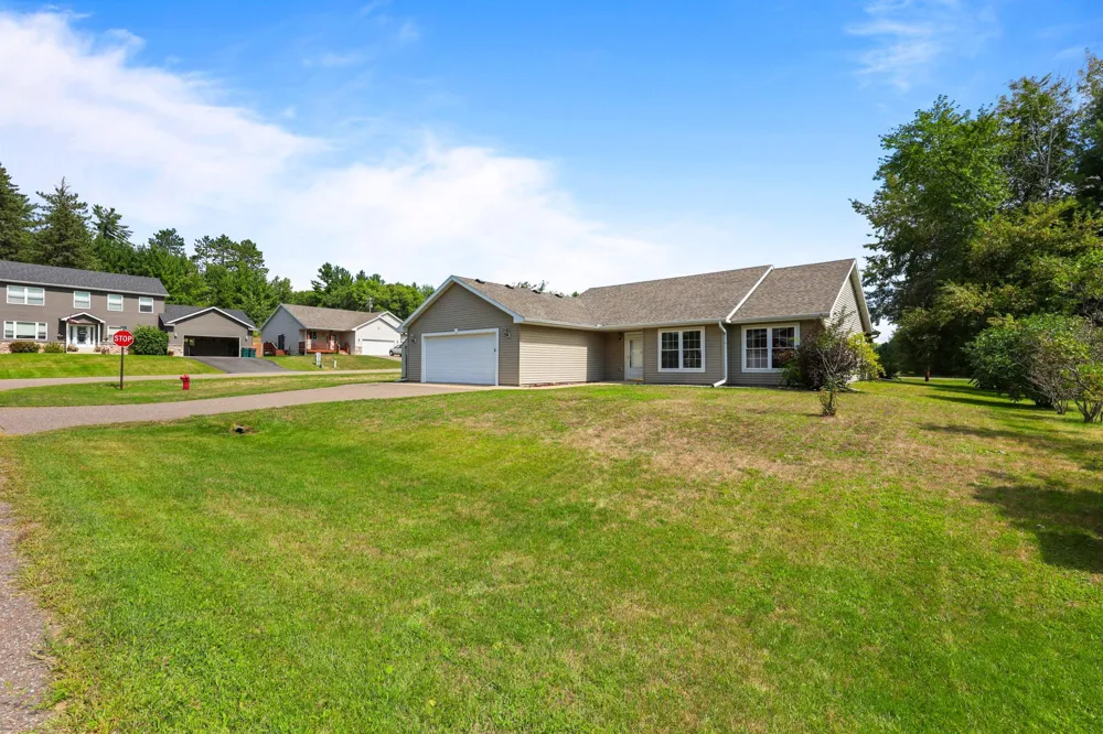 141 Boulder Place Randall, MN 56475