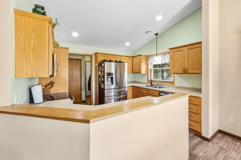 141 Boulder Place Randall, MN 56475
