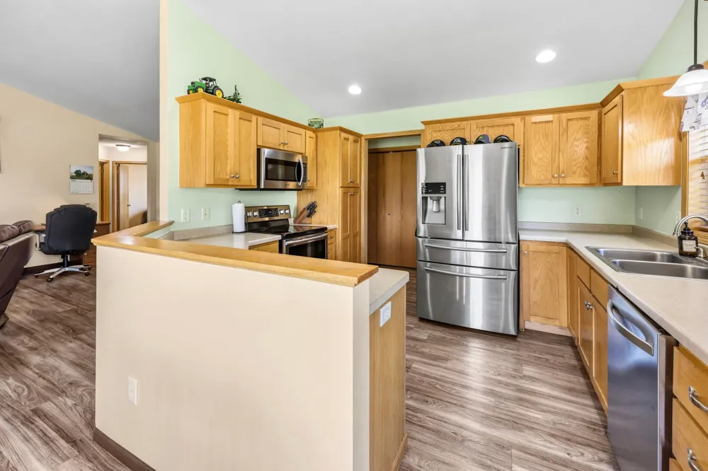 141 Boulder Place Randall, MN 56475