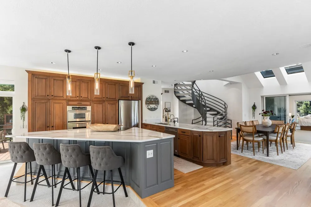 14085 Greenway Avenue NE Prior Lake, MN 55372