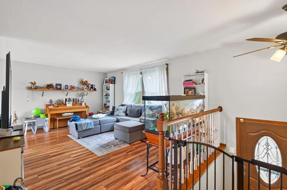 2952 Center Road SW Prior Lake, MN 55372