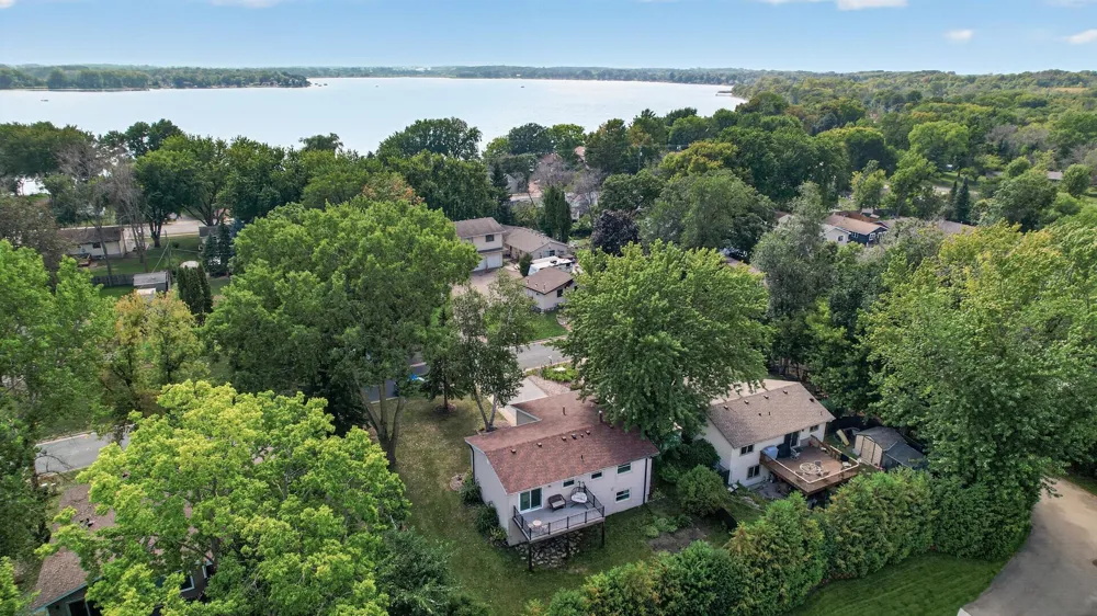 2952 Center Road SW Prior Lake, MN 55372