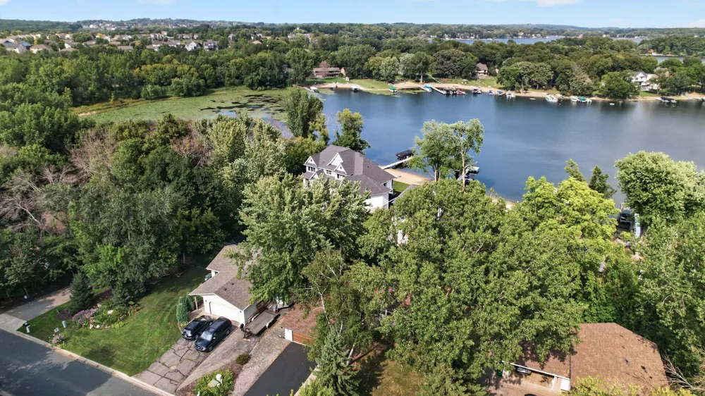 2952 Center Road SW Prior Lake, MN 55372