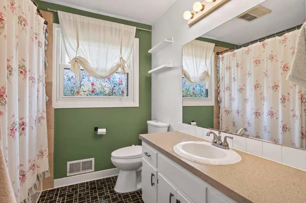 2952 Center Road SW Prior Lake, MN 55372