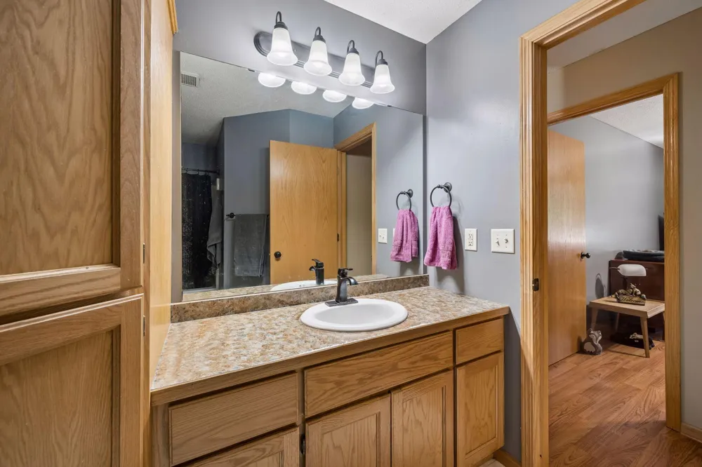 12702 3rd Avenue Zimmerman, MN 55398