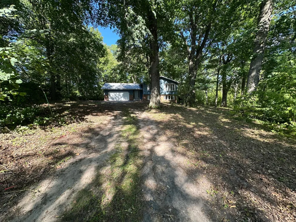 19955 Jeffrey Avenue Forest Lake, MN 55025