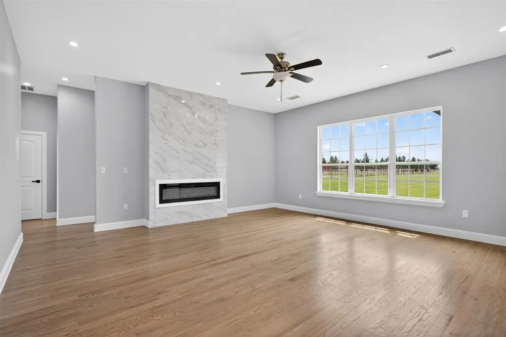 4209 County Road 2512 Royse City, TX 75189