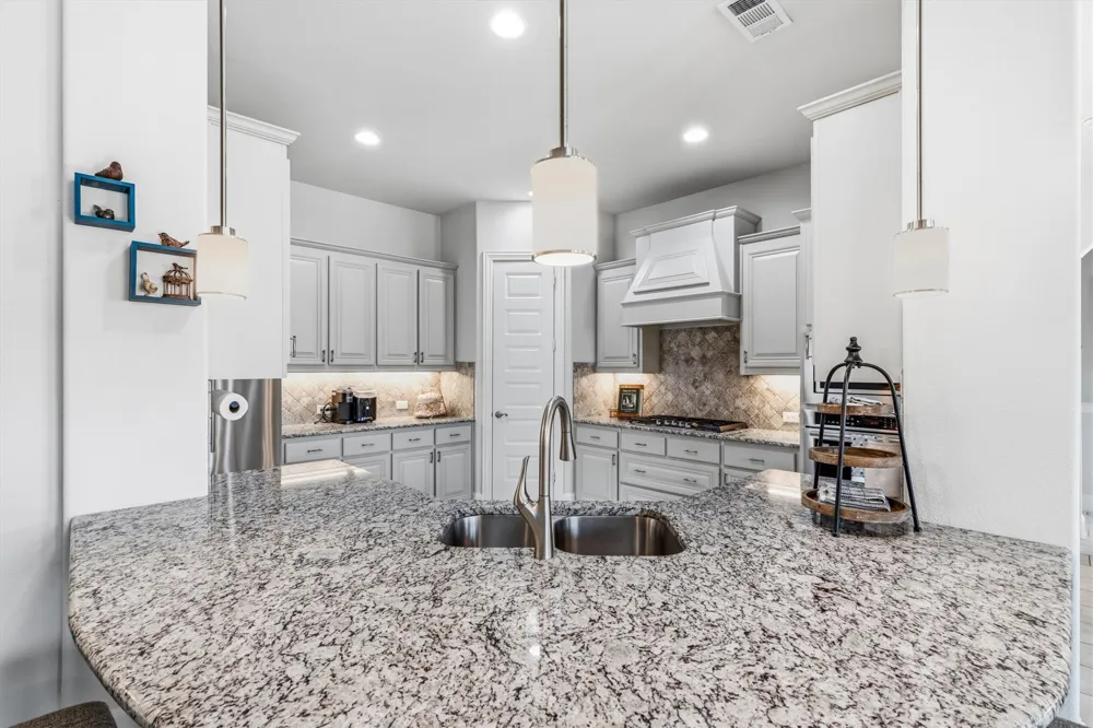 157 Daniel Drive Van Alstyne, TX 75495