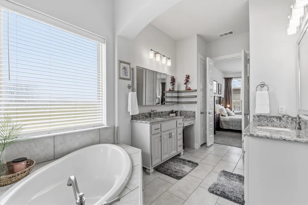157 Daniel Drive Van Alstyne, TX 75495