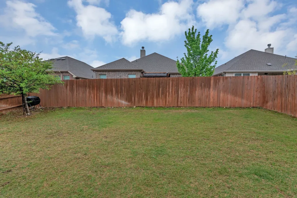 1728 Rio Secco Drive Fort Worth, TX 76131
