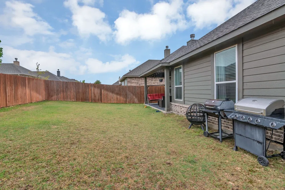 1728 Rio Secco Drive Fort Worth, TX 76131