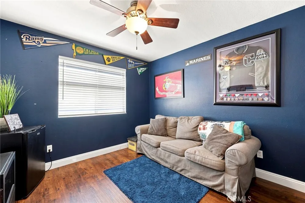 696 Corte Vina Camarillo, CA 93010