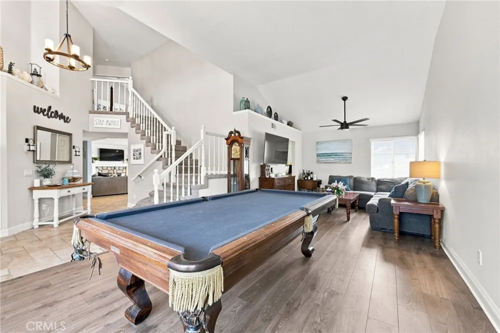 696 Corte Vina Camarillo, CA 93010
