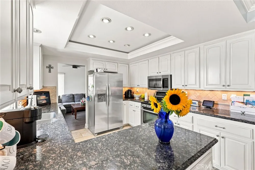 696 Corte Vina Camarillo, CA 93010