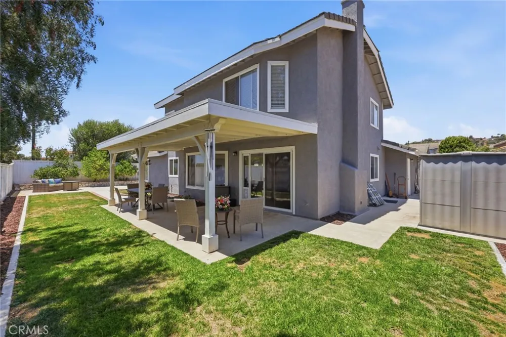 696 Corte Vina Camarillo, CA 93010