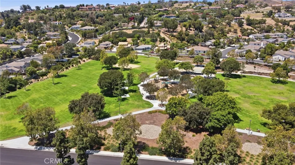 696 Corte Vina Camarillo, CA 93010