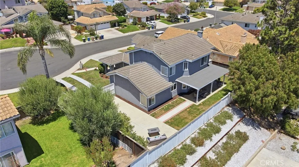 696 Corte Vina Camarillo, CA 93010