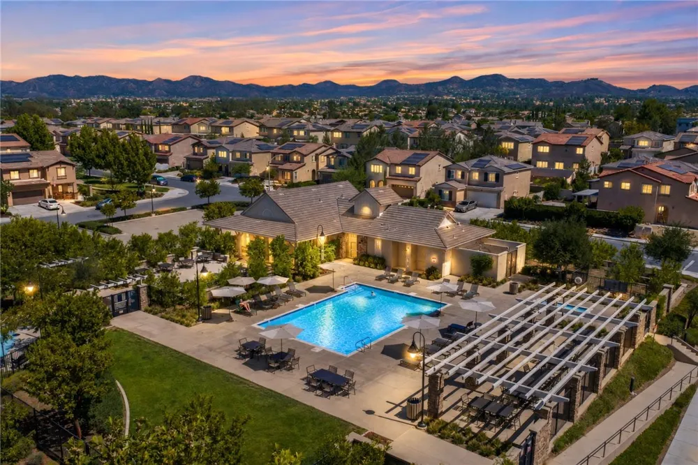 24237 Hazelnut Avenue Murrieta, CA 92562