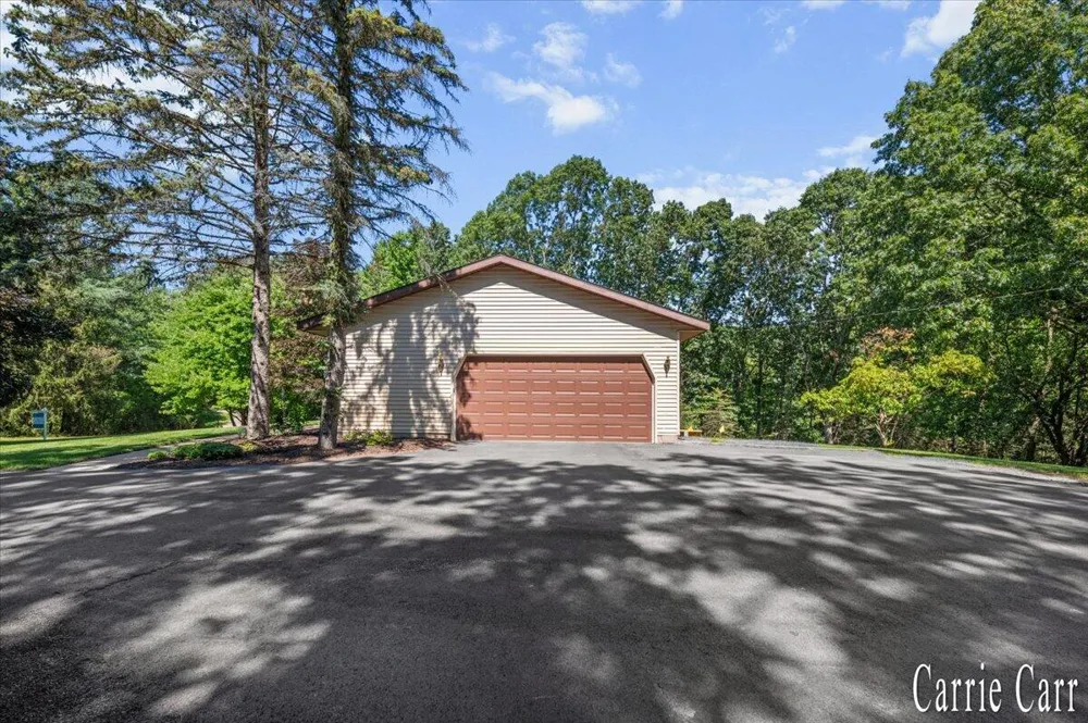4291 4 Mile Road NE Grand Rapids, MI 49525