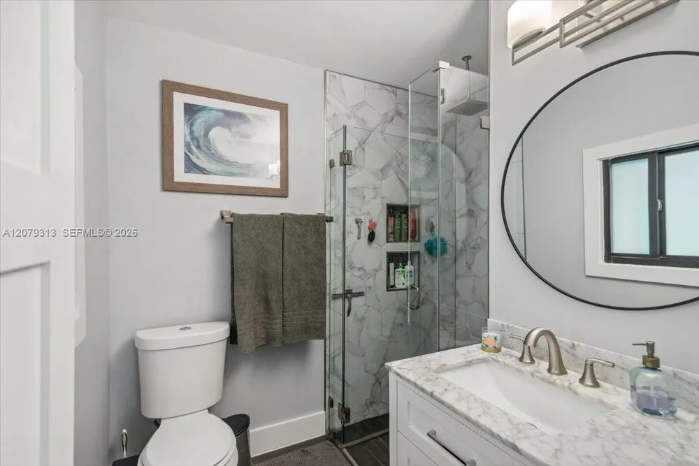 2434 Lincoln St Hollywood, FL 33020