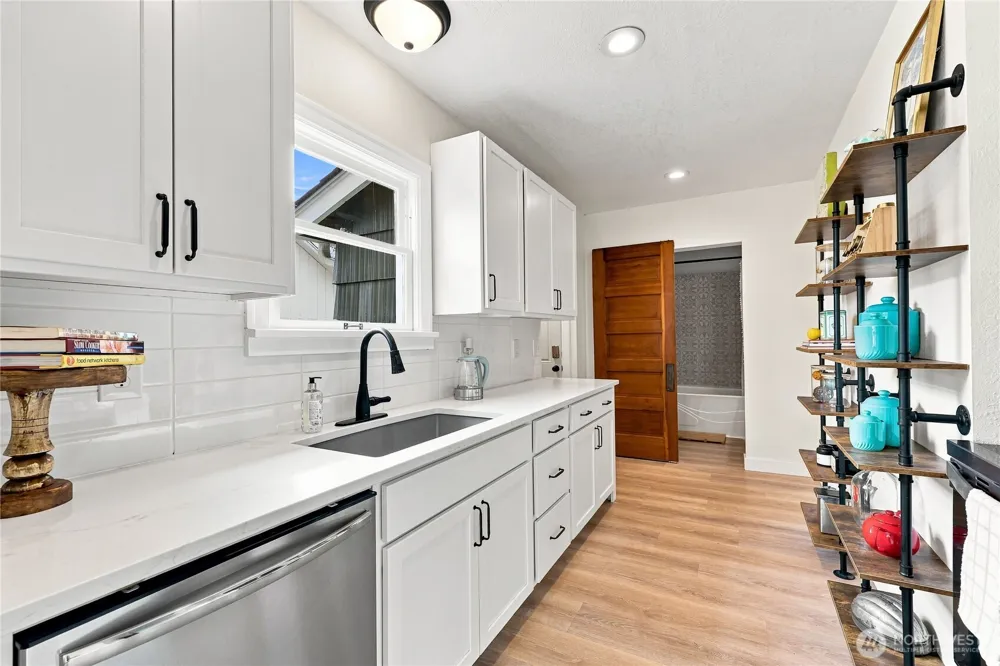 1705 13th Street Bremerton, WA 98337