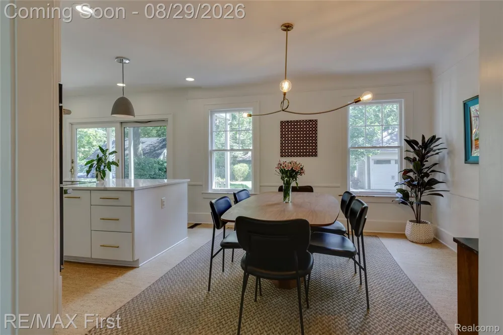657 W Drayton Street Ferndale City, MI 48220