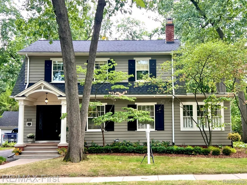 657 W Drayton Street Ferndale City, MI 48220