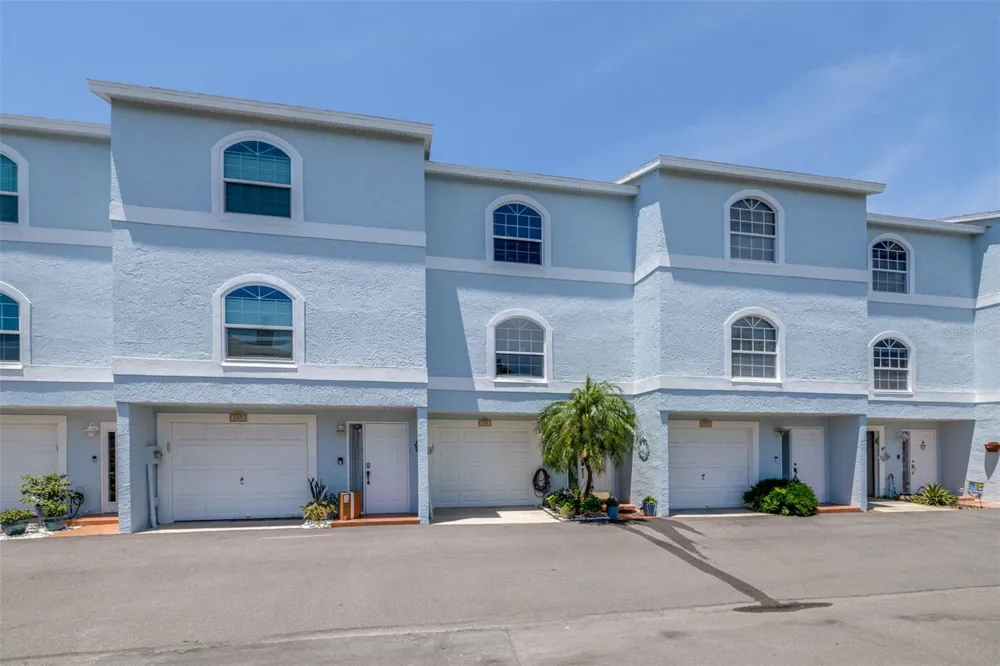 751 PINELLAS BAYWAY S #208 Tierra Verde, FL 33715