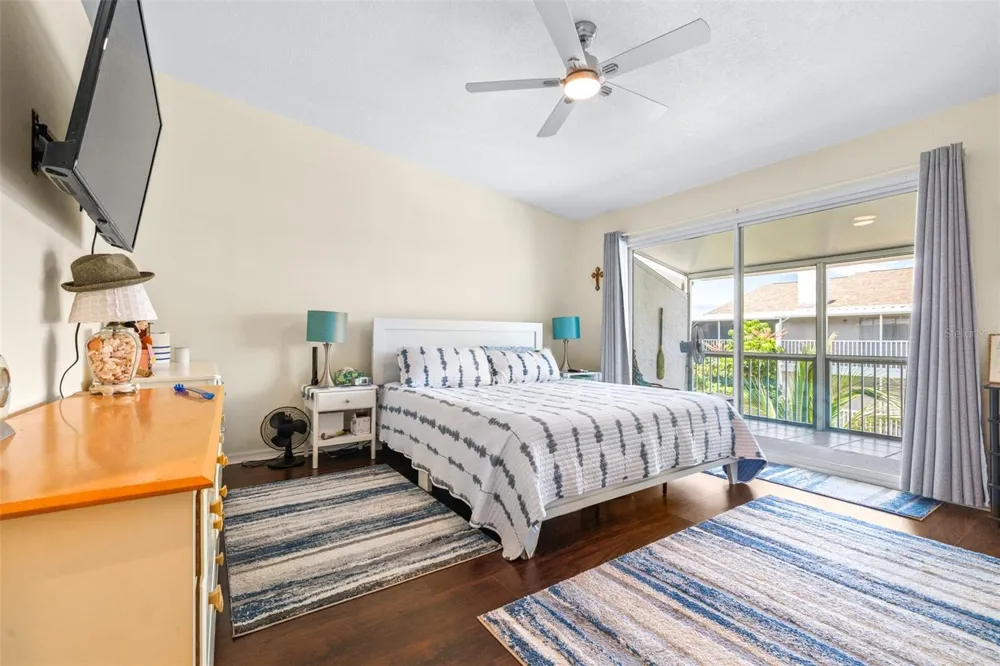 751 PINELLAS BAYWAY S #208 Tierra Verde, FL 33715