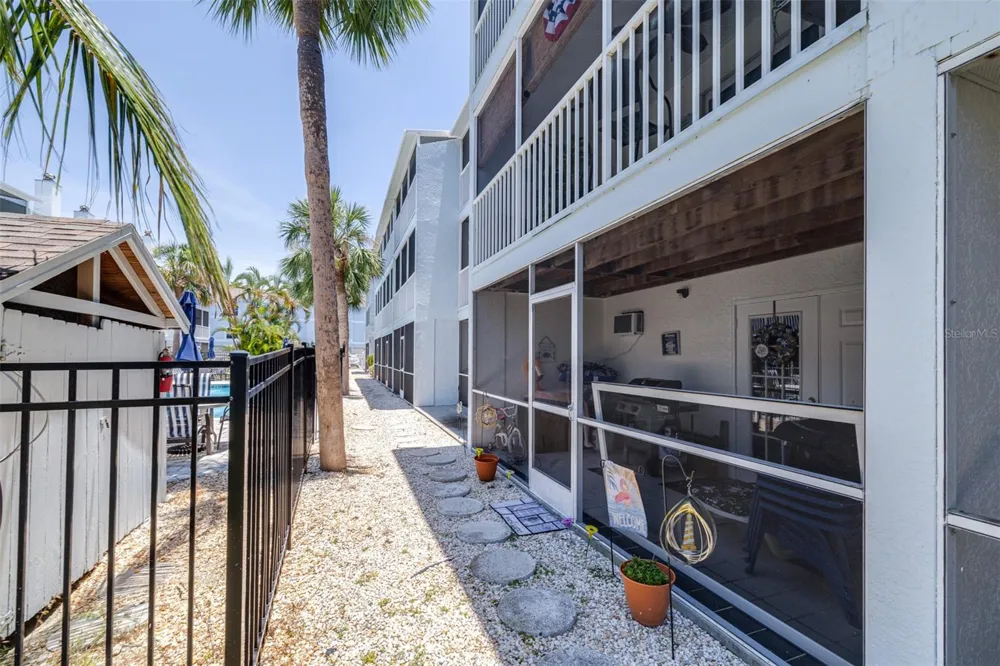 751 PINELLAS BAYWAY S #208 Tierra Verde, FL 33715
