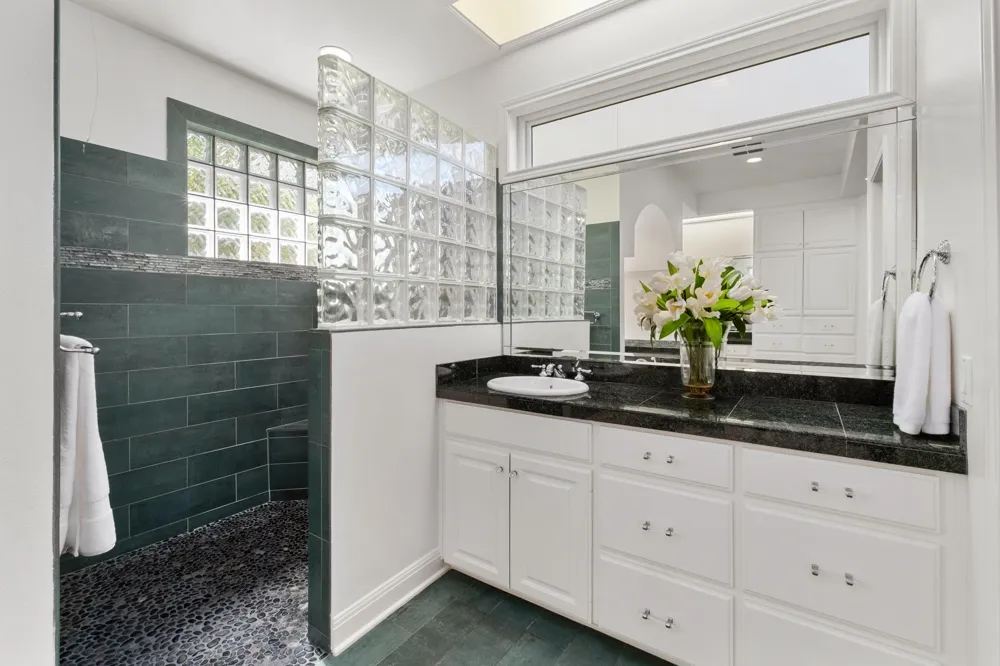 6224 Edwards Mountain Cove Austin, TX 78731