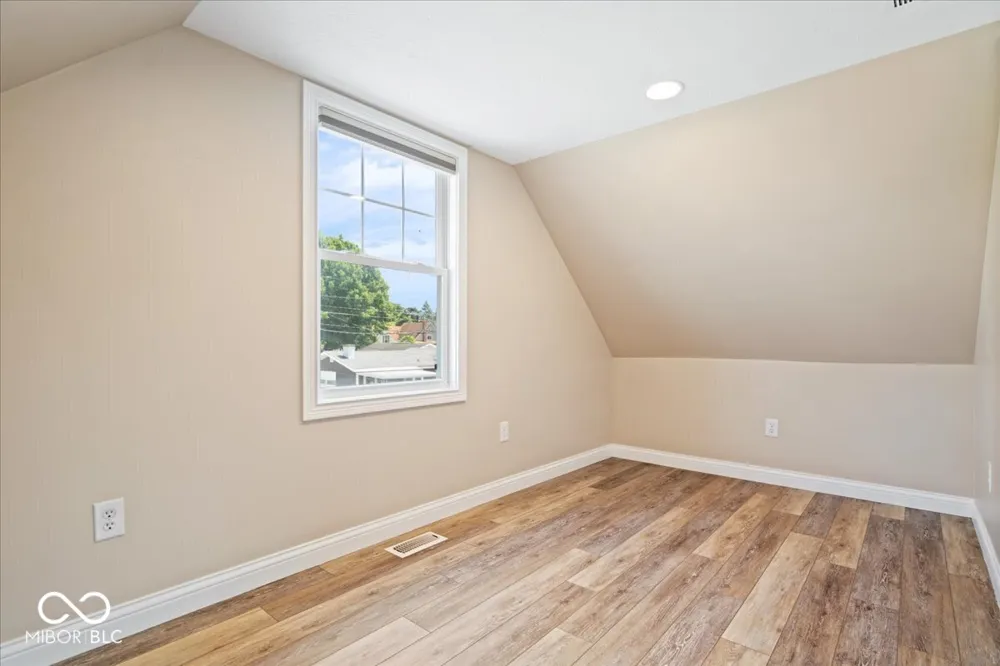 898 S 9th Street Noblesville, IN 46060