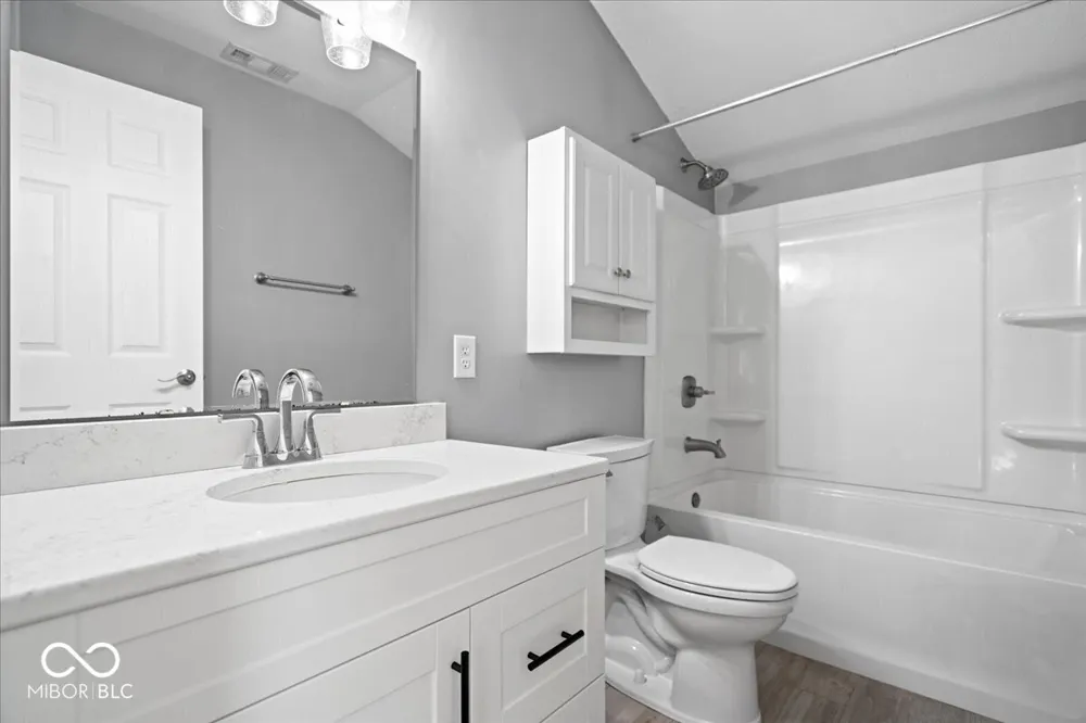 898 S 9th Street Noblesville, IN 46060