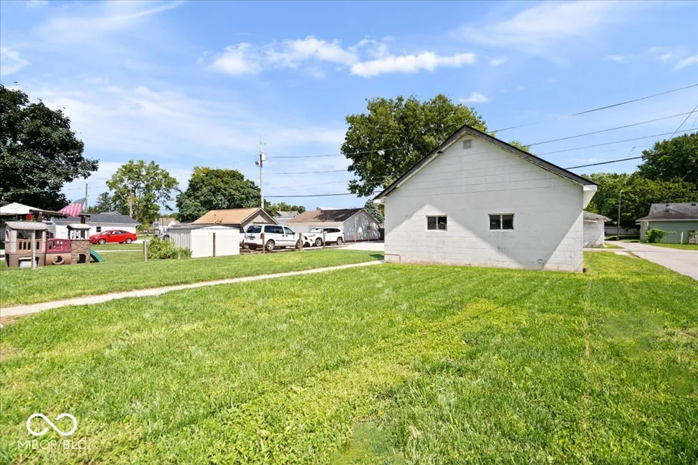 898 S 9th Street Noblesville, IN 46060