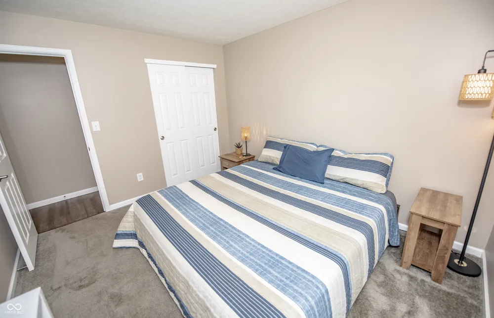 11711 Fawn Crest Drive Indianapolis, IN 46235