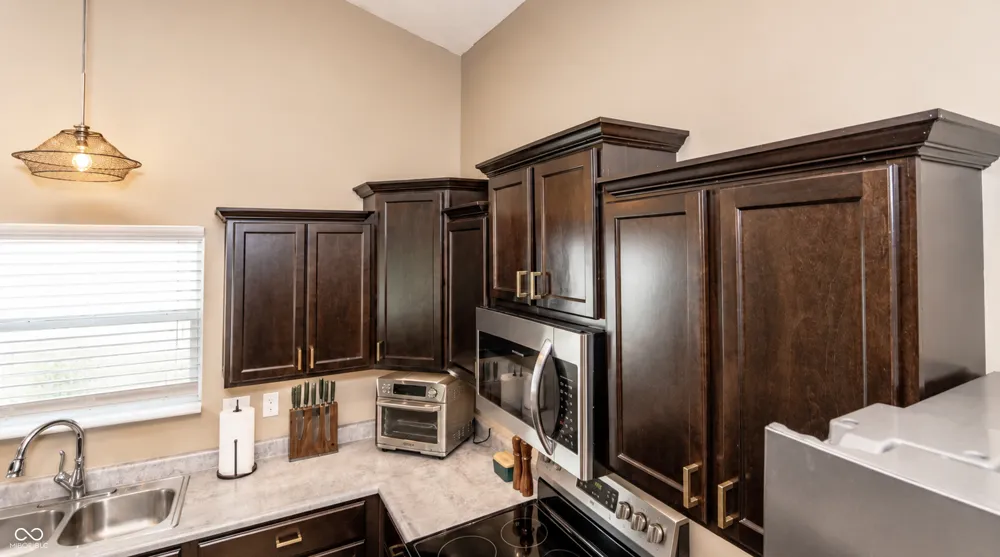 11711 Fawn Crest Drive Indianapolis, IN 46235