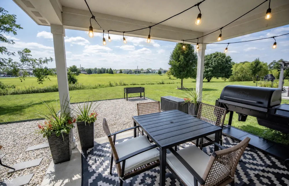 11711 Fawn Crest Drive Indianapolis, IN 46235