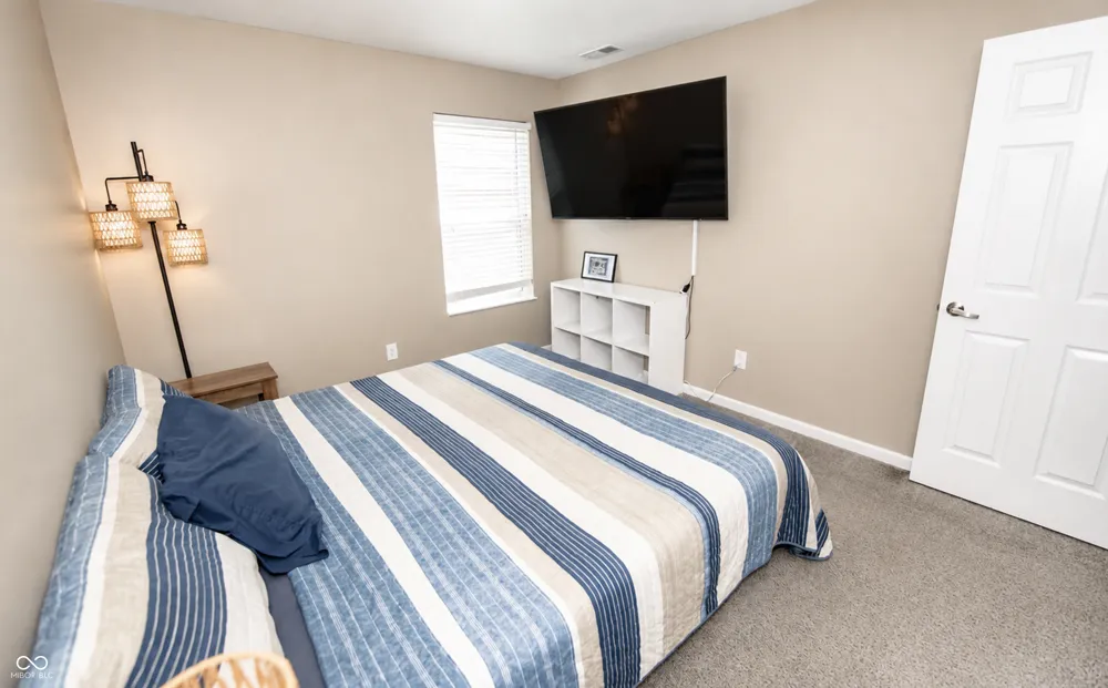 11711 Fawn Crest Drive Indianapolis, IN 46235